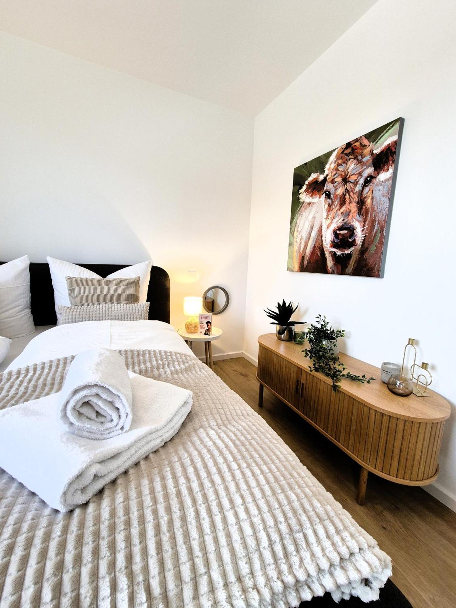 21132 Apartment *