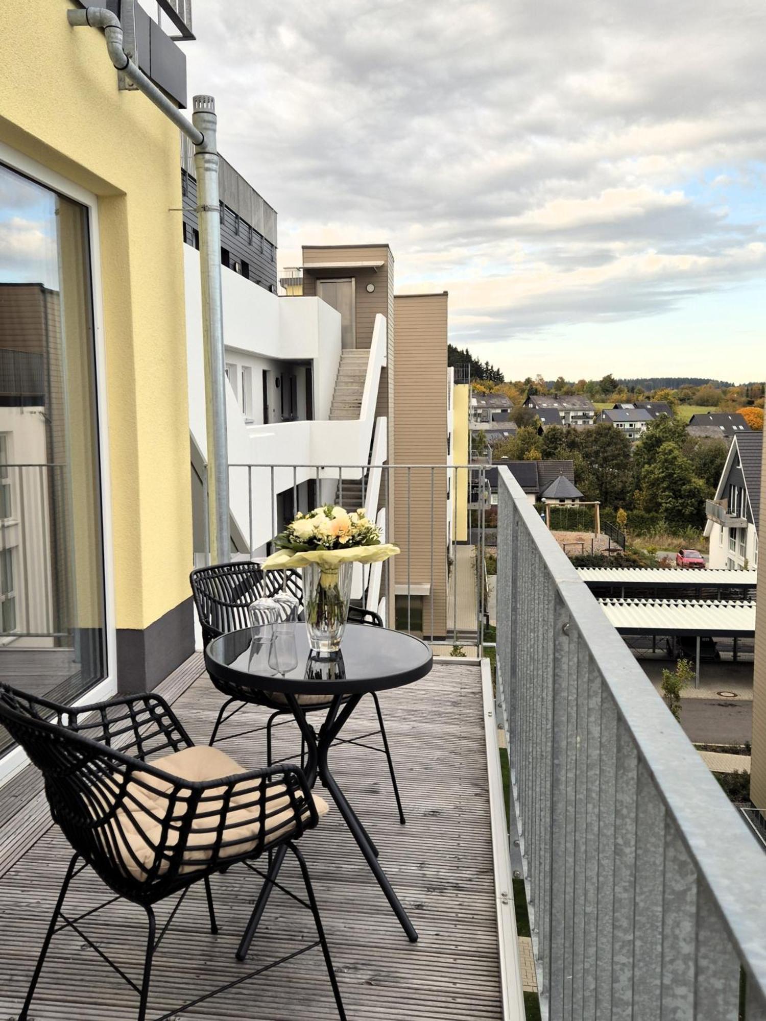 21132 Apartment *
