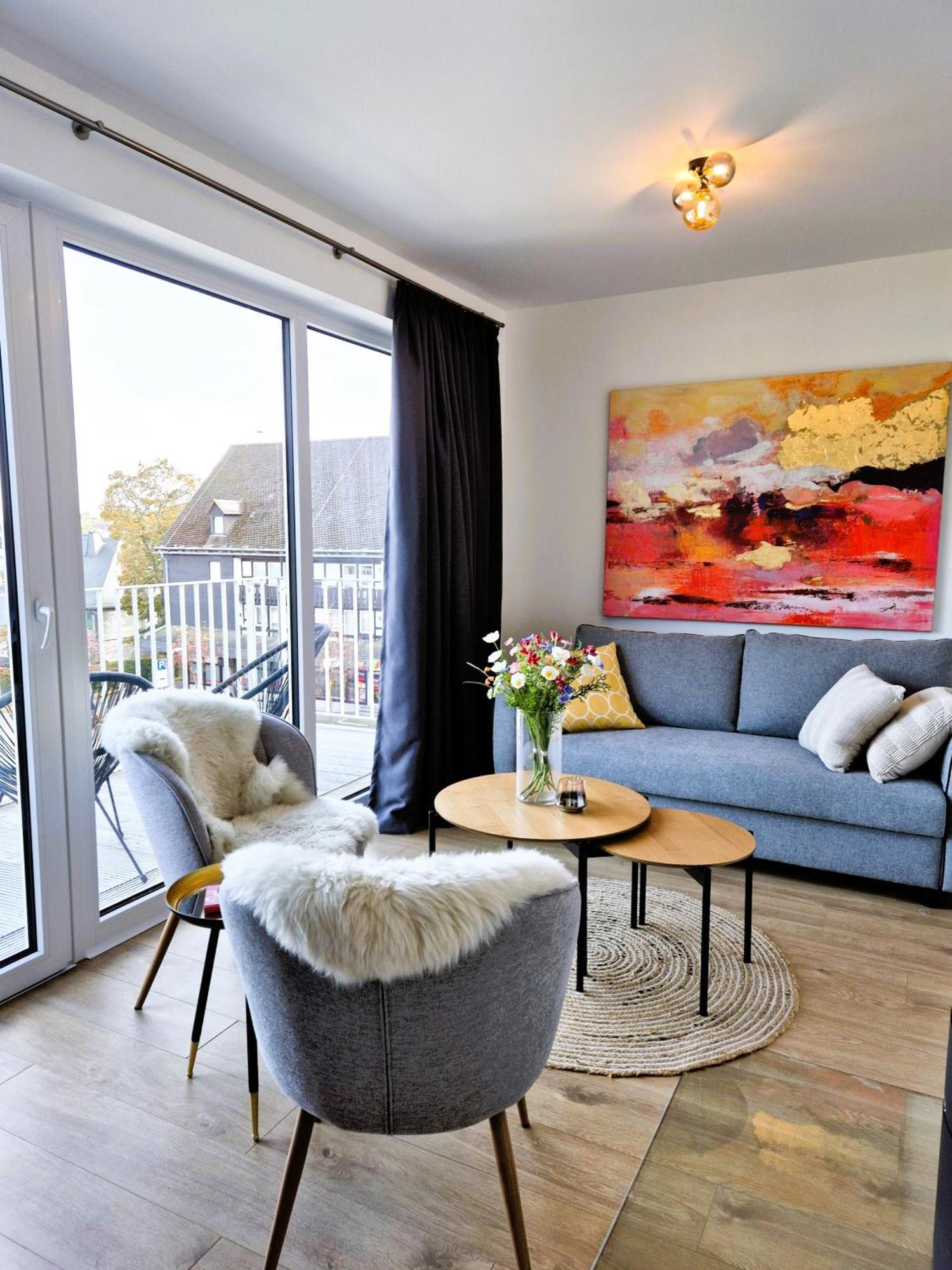 Apartment 21132